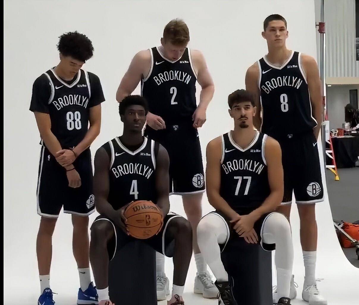 包含赛地聚焦：NBA常规赛转会期热度飙升，多伦多猛龙战术微调，媒体盛赞，球队文化再被提及的词条九游体育官方网站